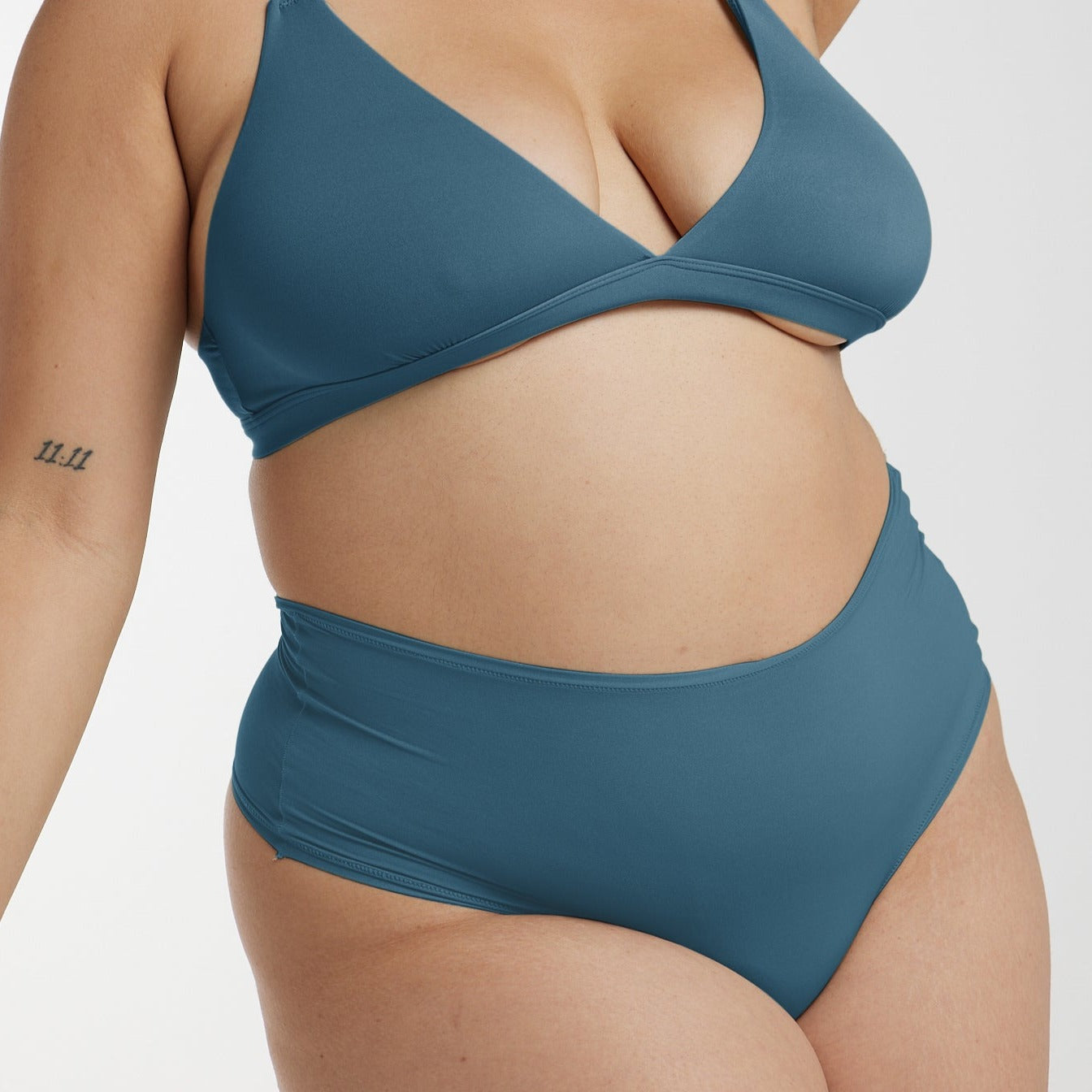 High-Rise Thong - Super Stretch - Neptune