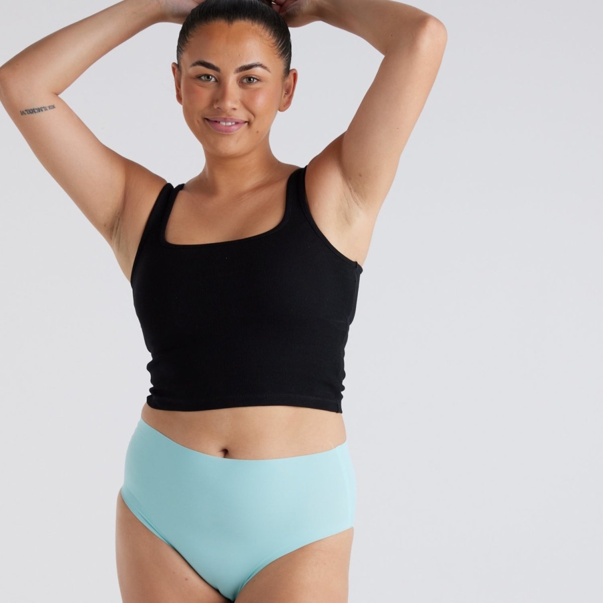 High-Rise Bikini Brief - Seamless Ultrasmooth - Sea Foam - Peach Underwear