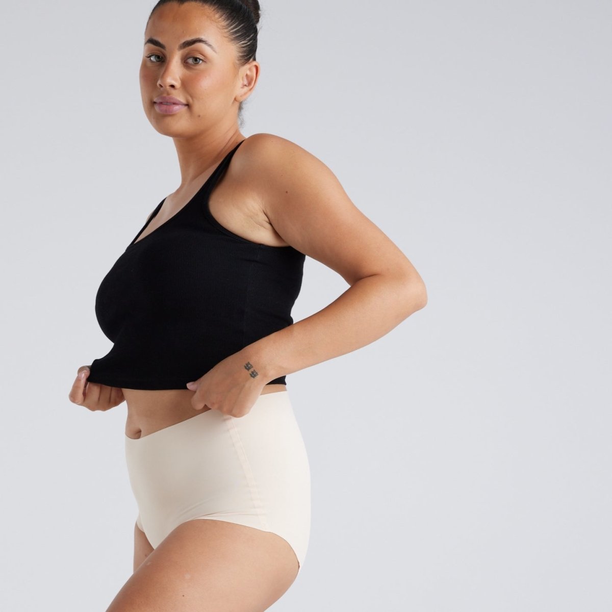 High-Rise Full Brief - Seamless Ultrasmooth - Buttermilk - Peach Underwear