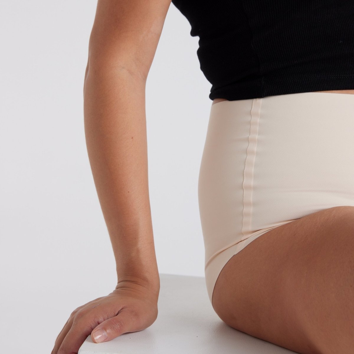 High-Rise Full Brief - Seamless Ultrasmooth - Buttermilk - Peach Underwear
