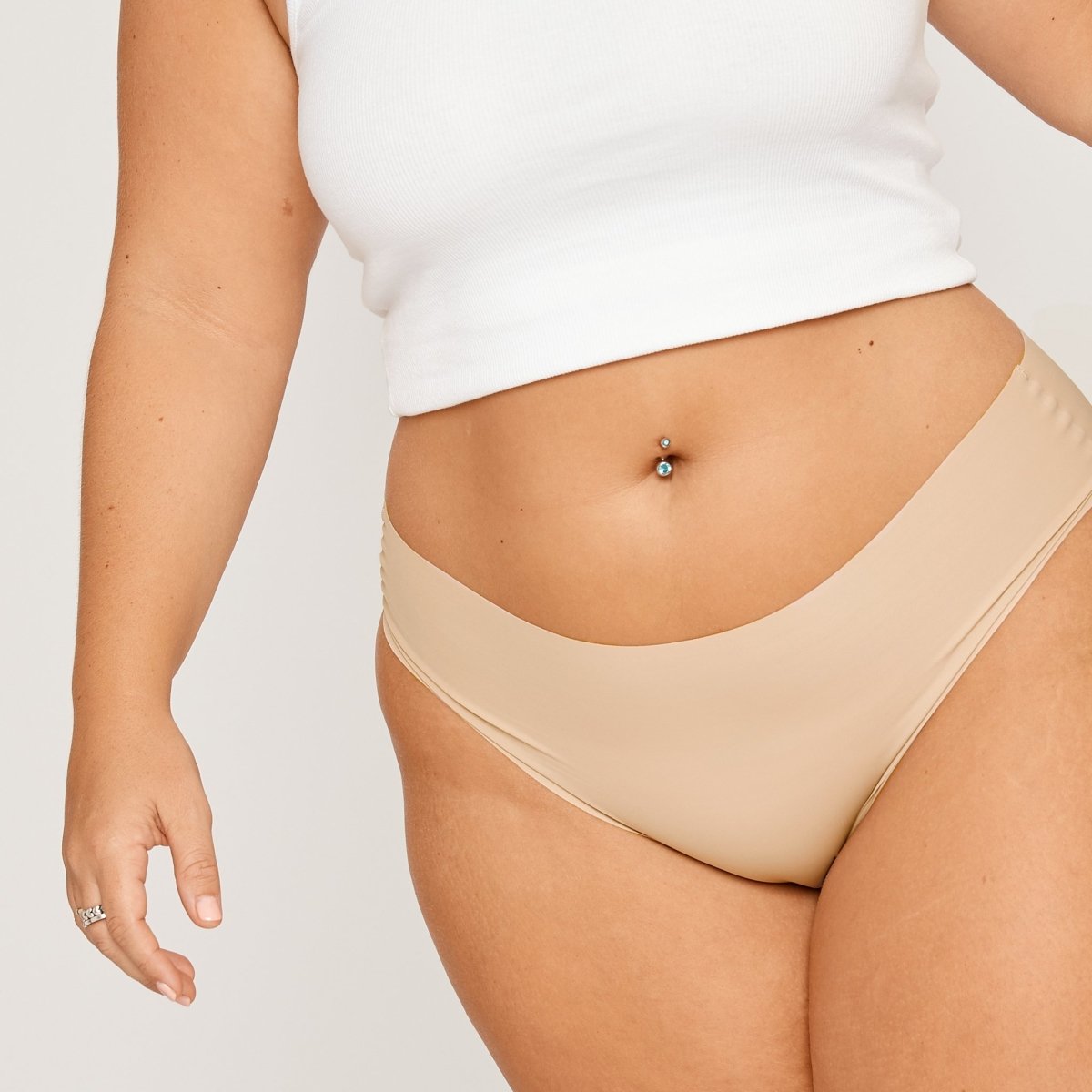 Mid-Rise Bikini Brief - Seamless Ultrasmooth - Latte