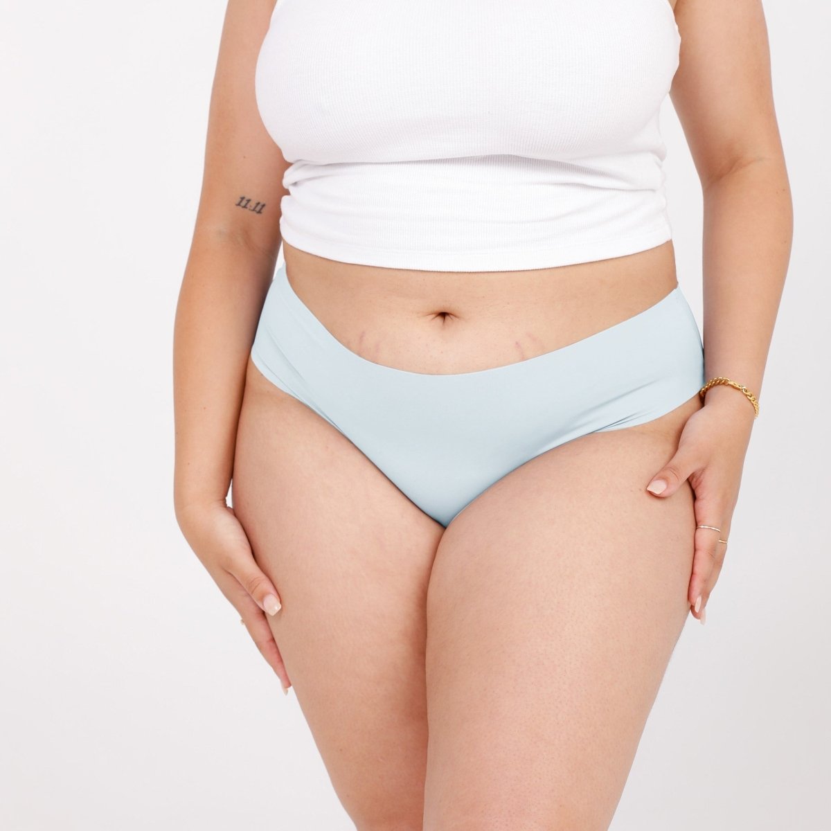 Mid-Rise Bikini Brief - Seamless Ultrasmooth - Sky Blue - Peach Underwear