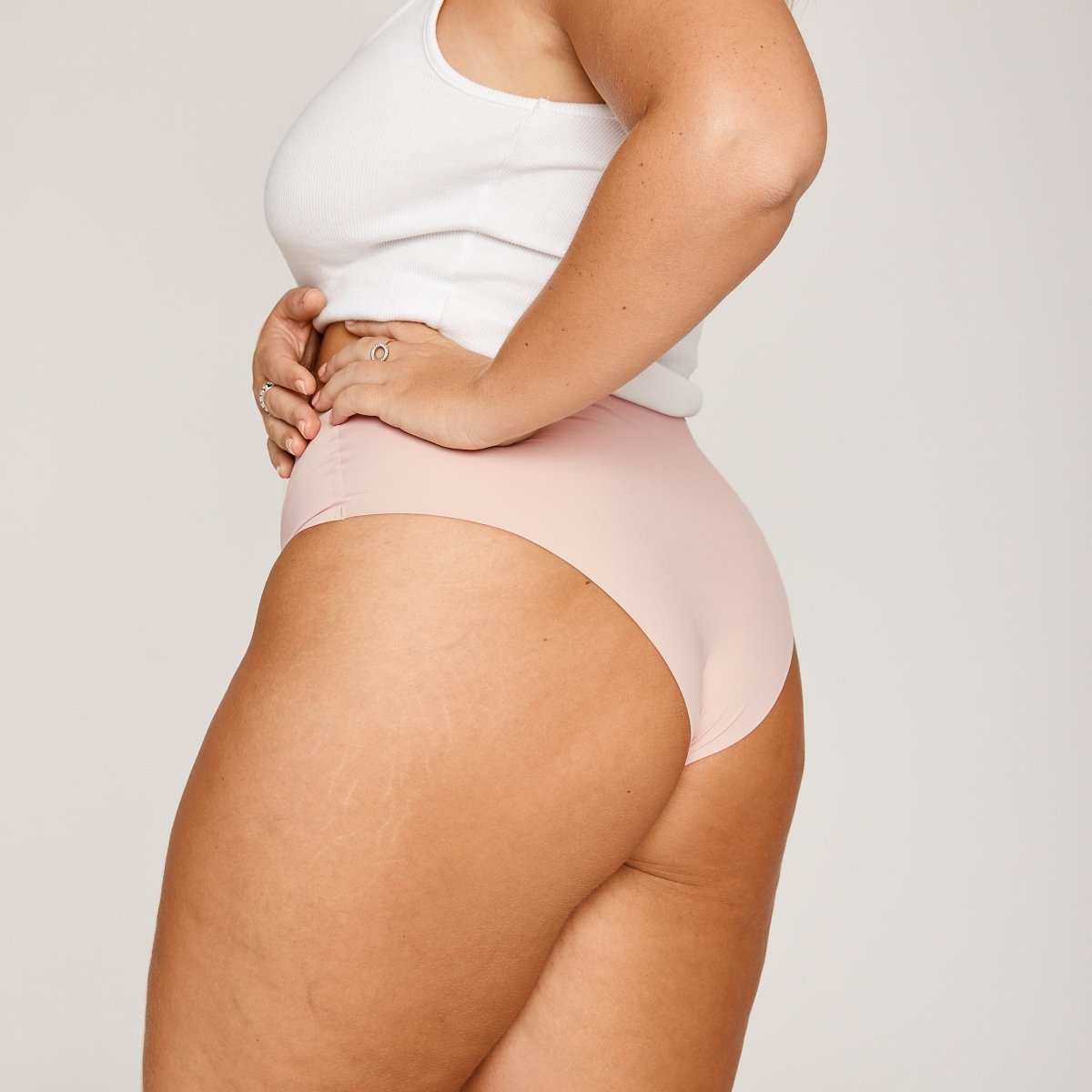 Mid-Rise Cheeky - Luna - Peach Underwear