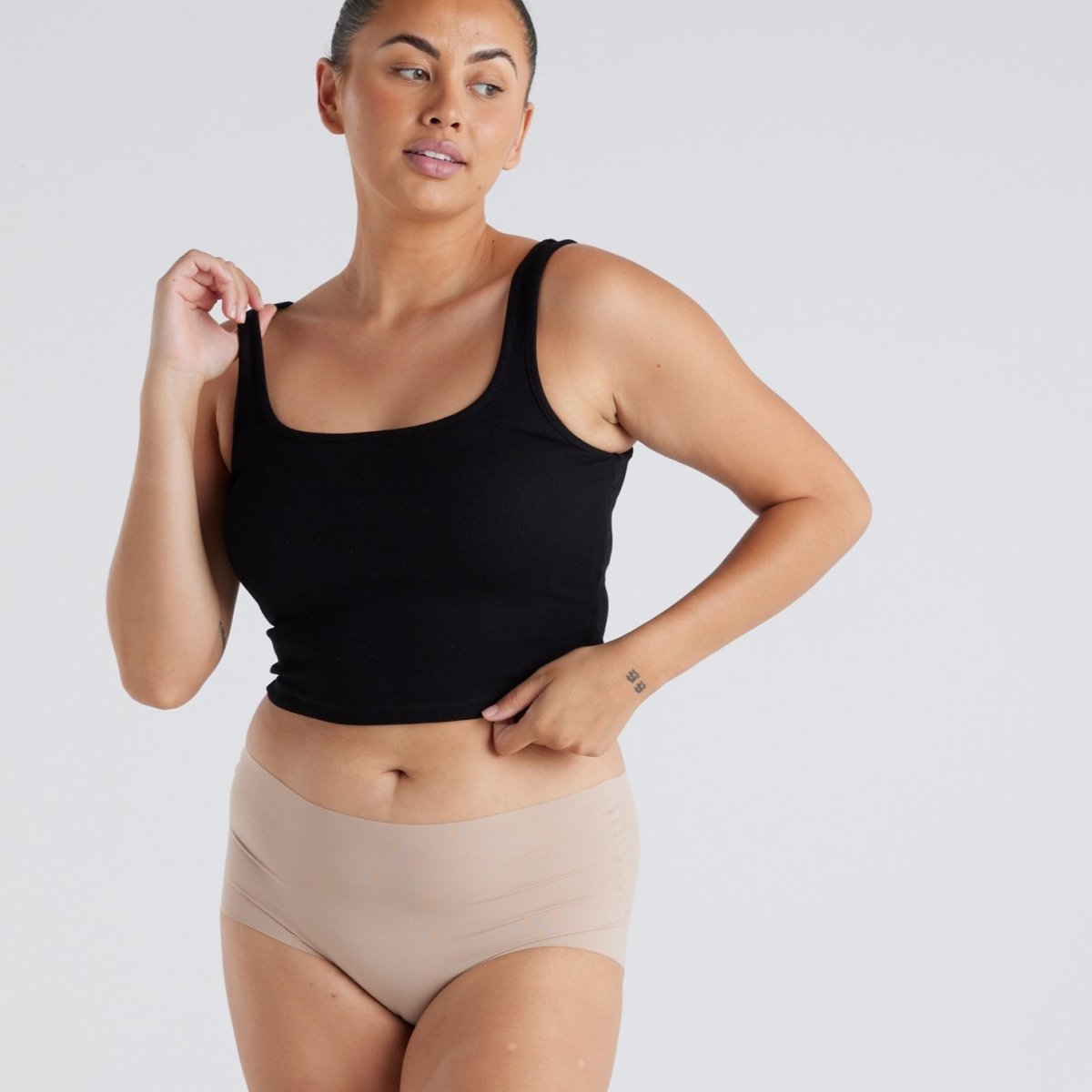 Mid-Rise Full Brief - Seamless Ultrasmooth - Latte - Peach Underwear