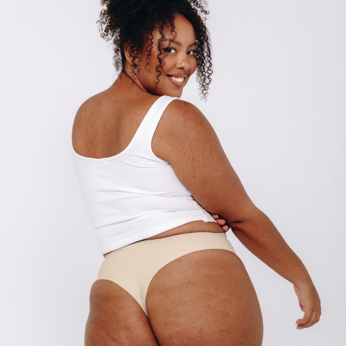 Mid-Rise Thong - Seamless Cotton - Buttermilk - Peach Underwear