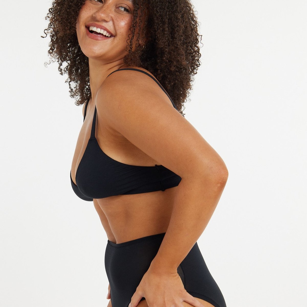Triangle Bralette - Super Stretch - Black - Peach Underwear