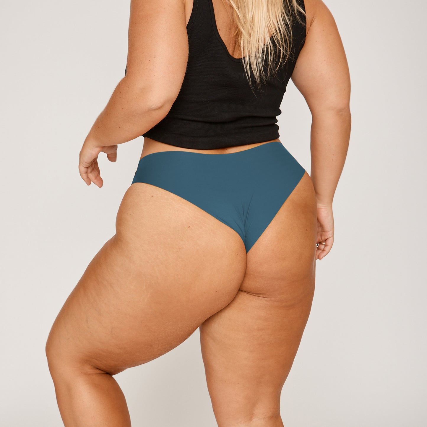 Original-Rise Cheeky - Seamless Ultrasmooth - Black