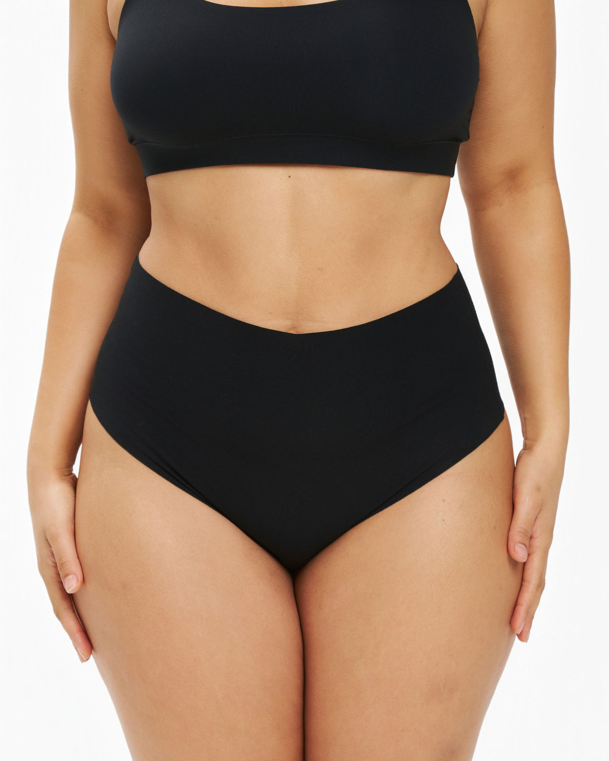 High-Rise Thong - Seamless Cotton - Black