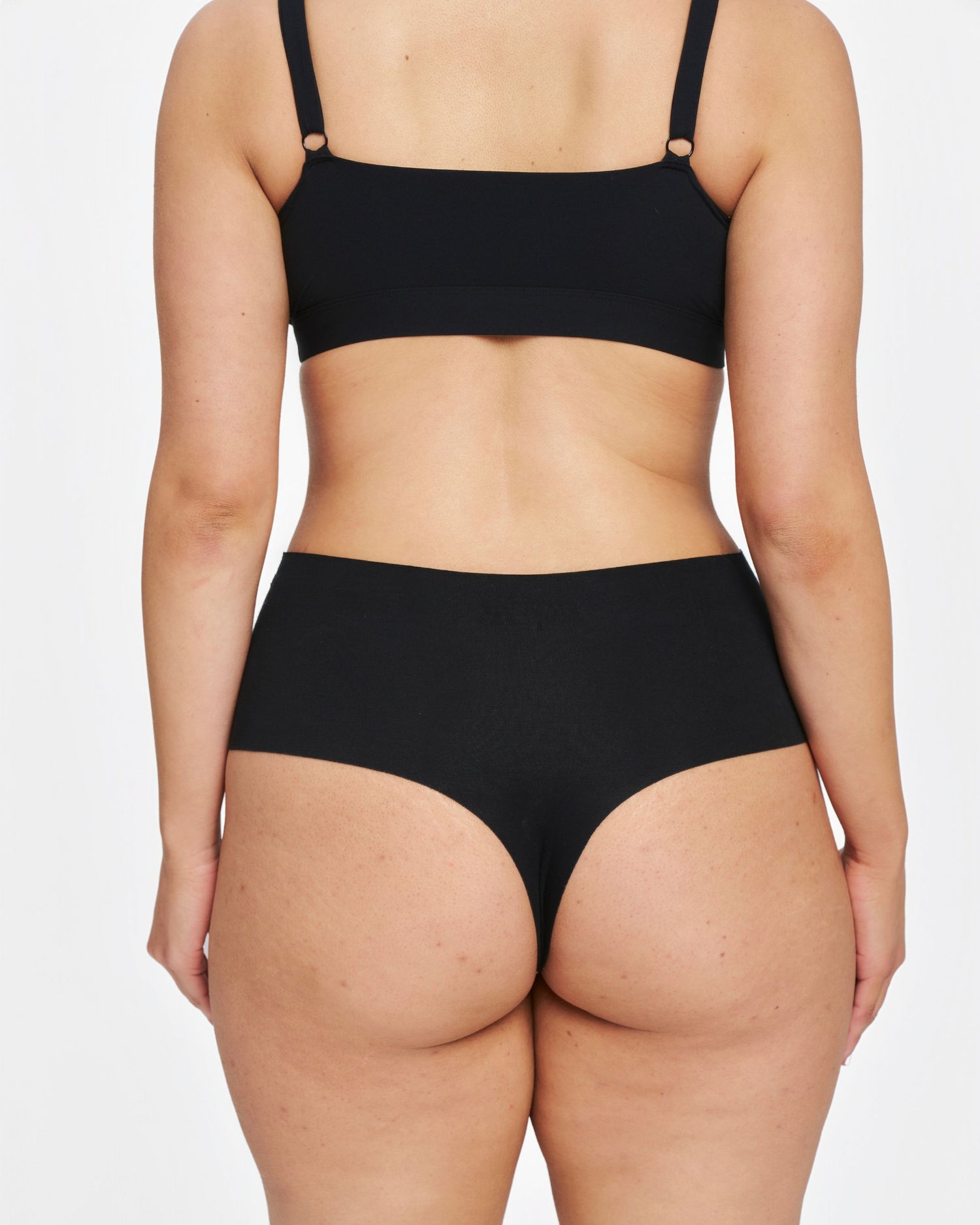 High-Rise Thong - Seamless Cotton - Black