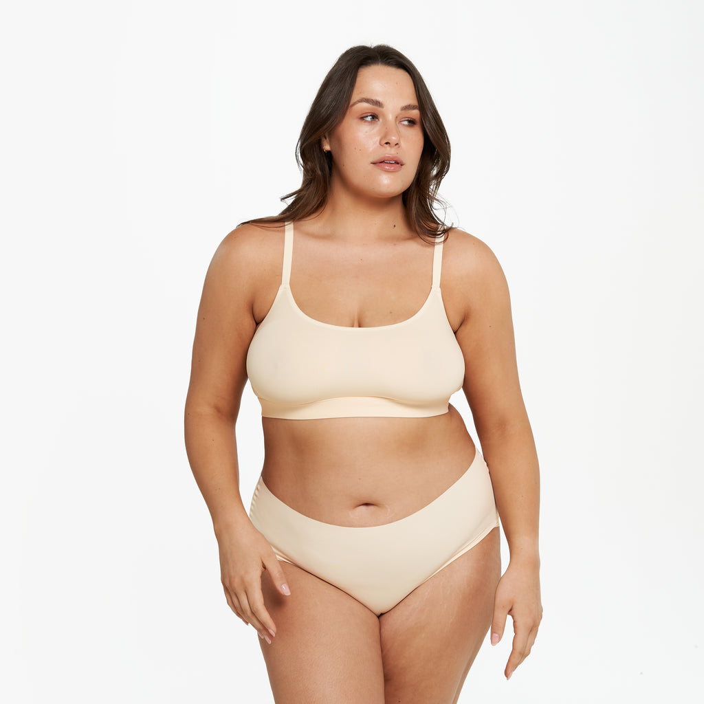 High-Rise Bikini Brief - Seamless Ultrasmooth 2.0 - Vanilla