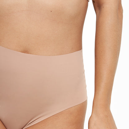 High-Rise Thong - Seamless Ultrasmooth - Latte