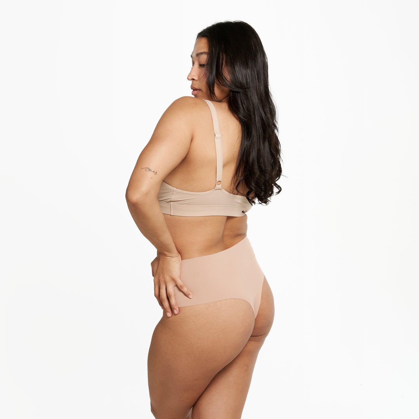 High-Rise Thong - Seamless Ultrasmooth - Latte