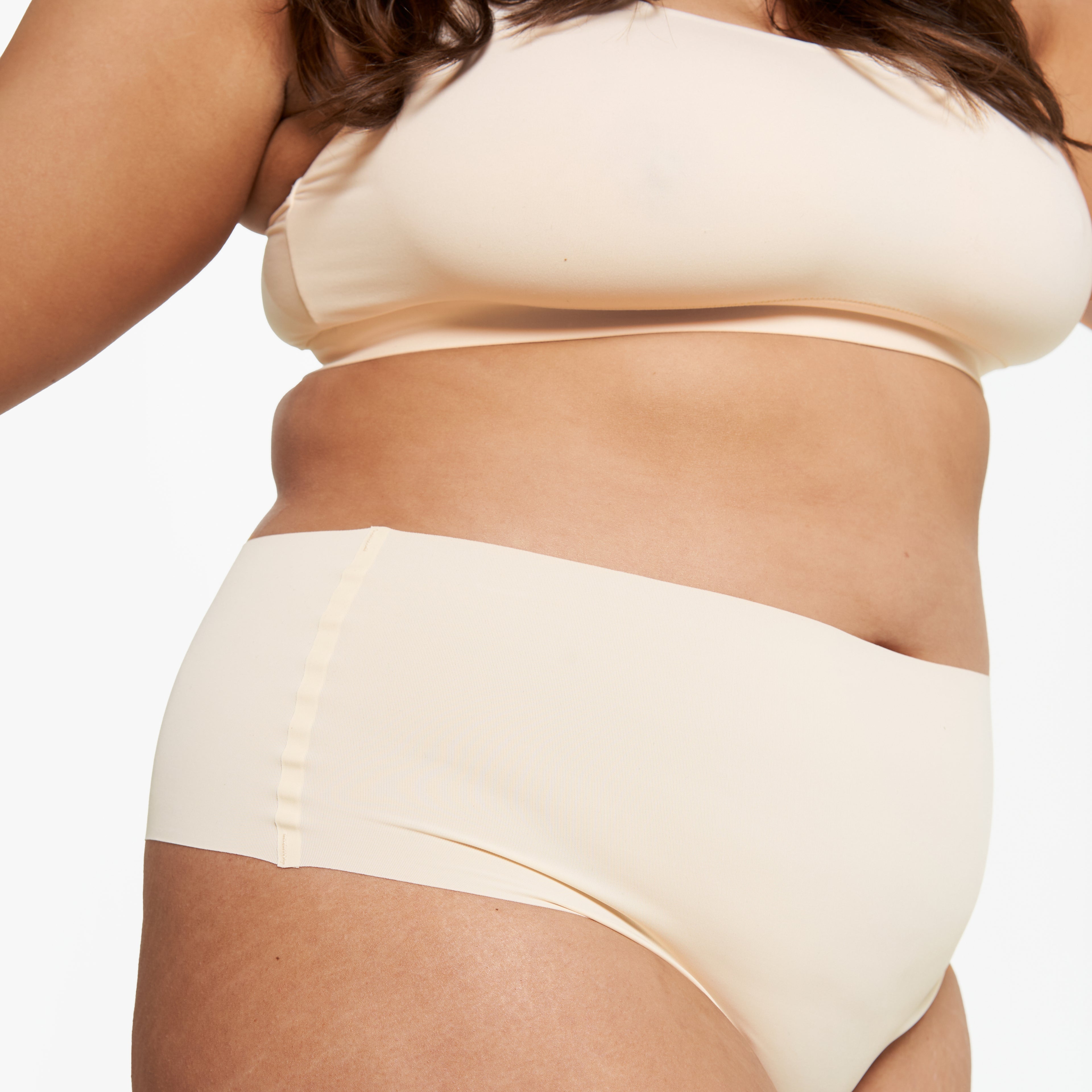 High-Rise Thong - Seamless Ultrasmooth 2.0 - Vanilla