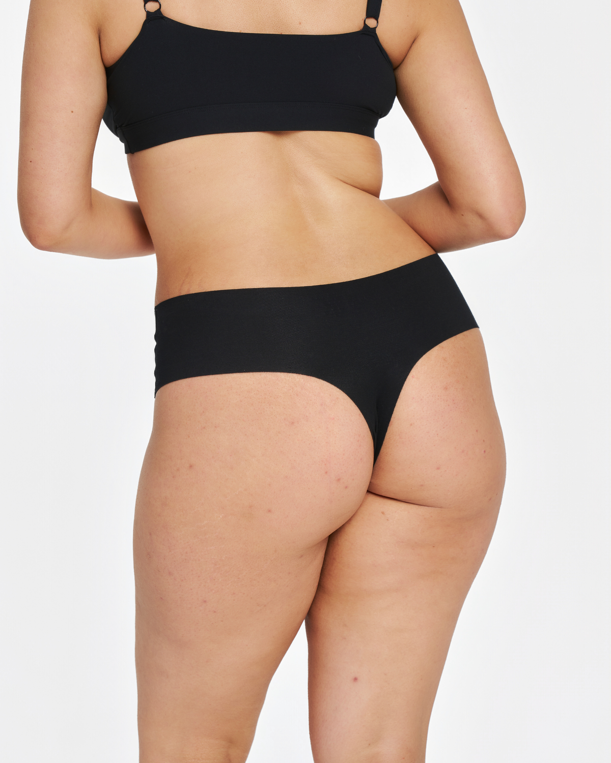Mid-Rise Thong - Seamless Cotton - Black