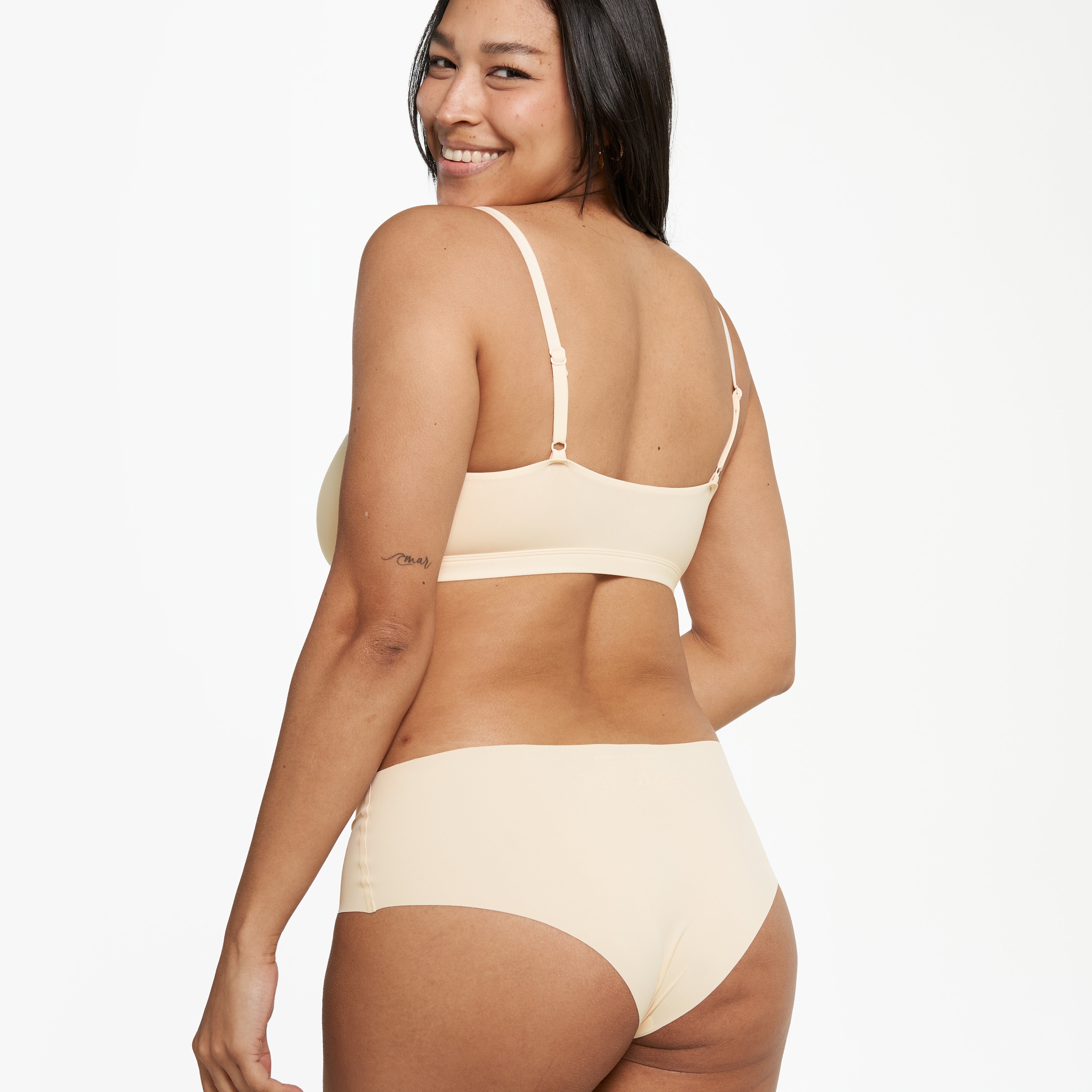 Mid-Rise Cheeky - Seamless Ultrasmooth 2.0 - Vanilla