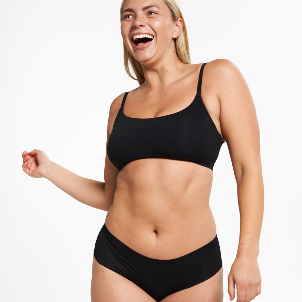 Mid-Rise Cheeky - Seamless Eco 2.0 - Black