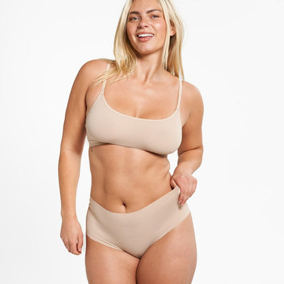 High-Rise Cheeky - Seamless Ultrasmooth 2.0 - Latte