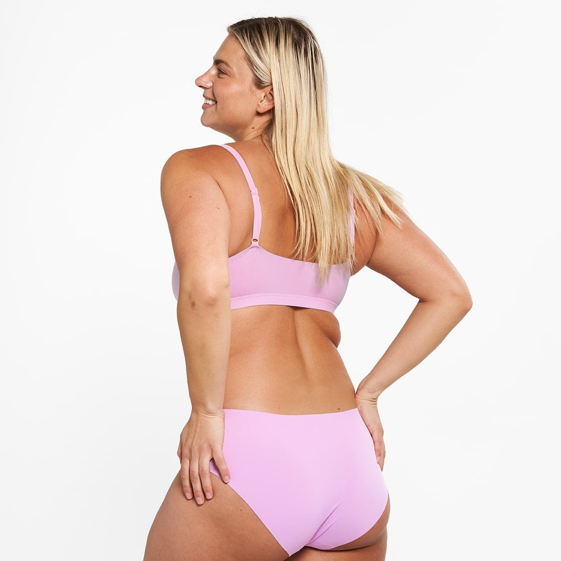 Mid-Rise Bikini Brief - Seamless Ultrasmooth 2.0 - Candy