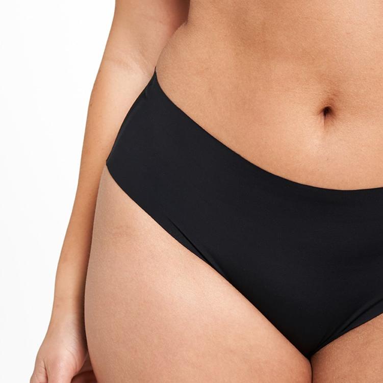 Mid-Rise Cheeky - Seamless Ultrasmooth 2.0 - Black