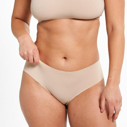 Mid-Rise Cheeky - Seamless Ultrasmooth 2.0 - Latte