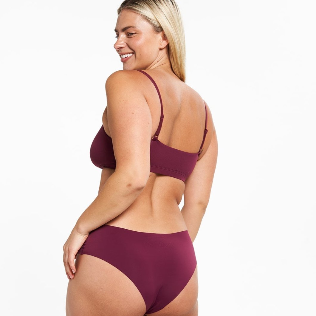 Mid-Rise Cheeky - Seamless Ultrasmooth 2.0 - Shiraz (PREORDER)