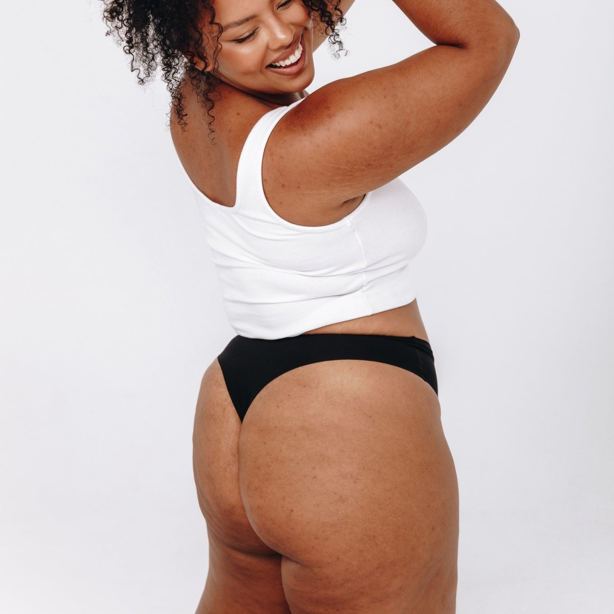 Mid-Rise Thong - Seamless Cotton - Peach Underwear